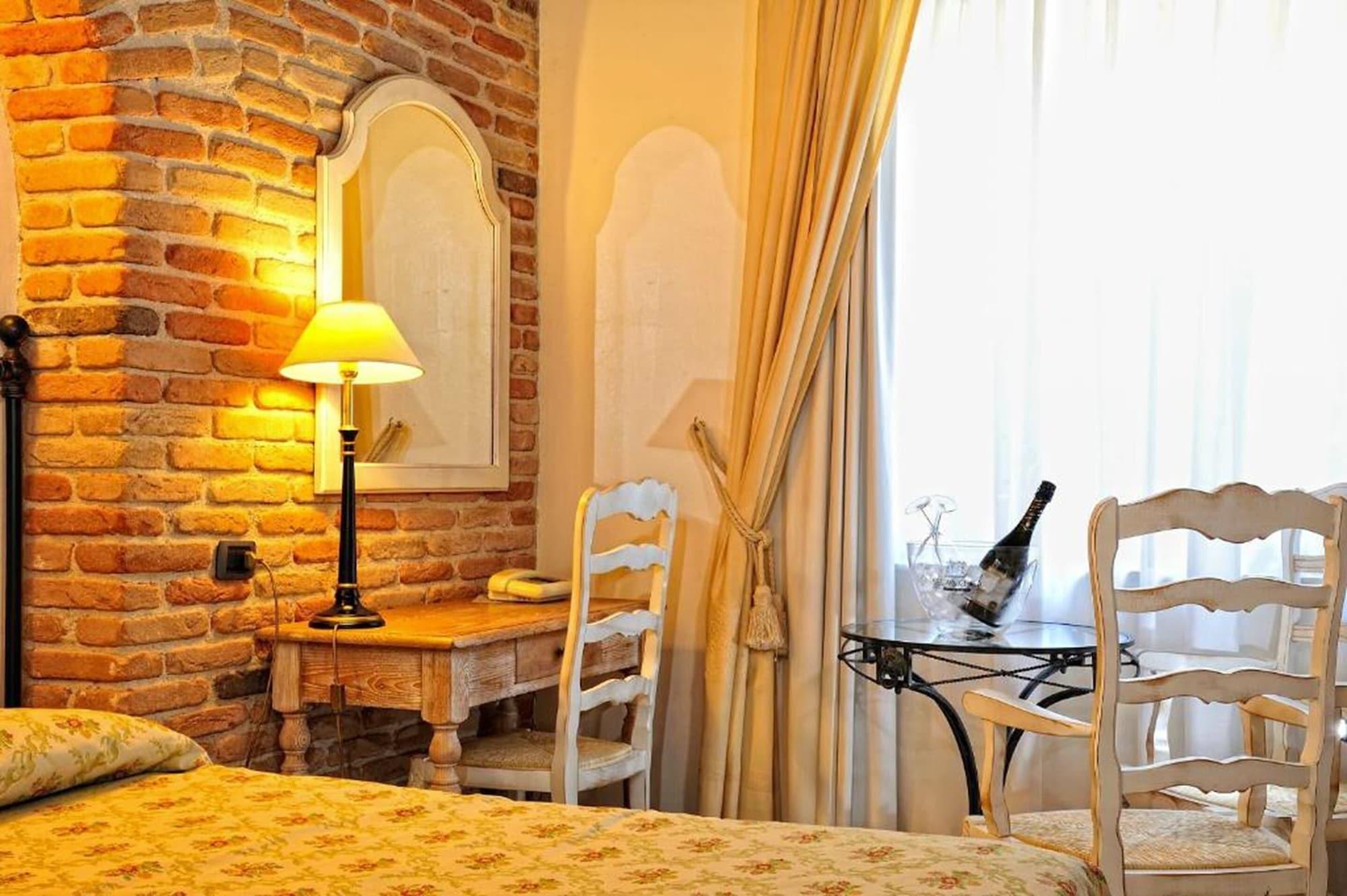 Hotel La Bitta - Bovis Hotels Àrbatax Exteriör bild
